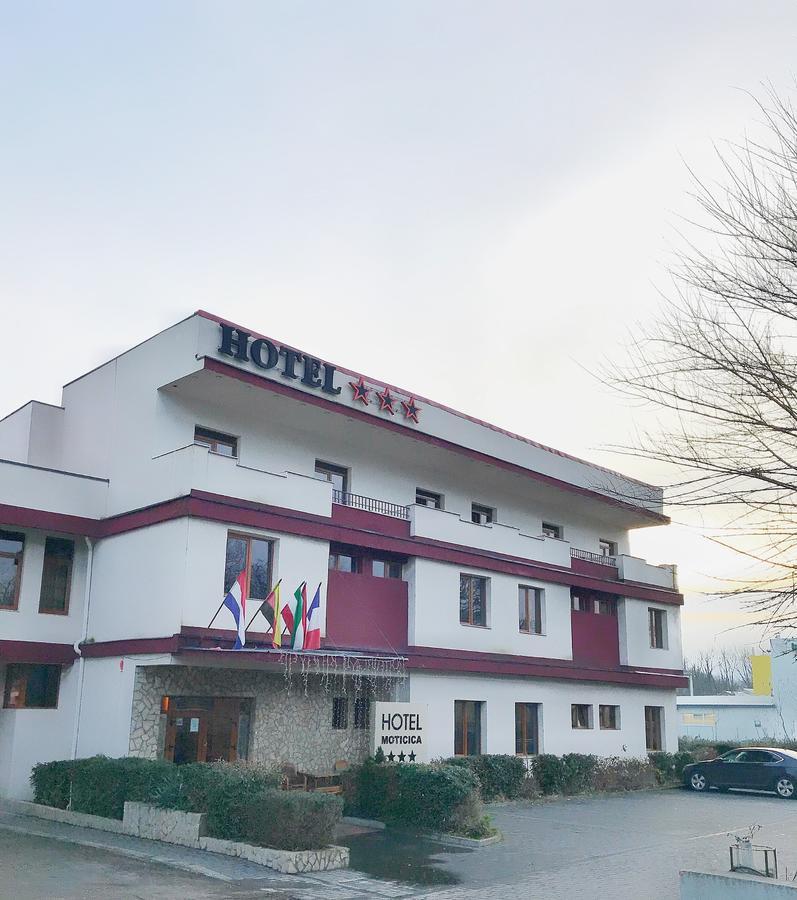 Hotel Moticica Temešvár Exteriér fotografie